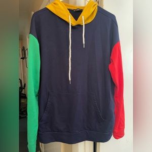 SHEIN HOODIE PULLOVER SIZE MEDIUM LIKE NEW